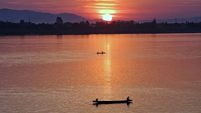 ที่เที่ยว ห้ามพลาด นครพนม Thailandaddict ชิวิตติดเที่ยวไทย TOPTENHOTEL 650 x 365