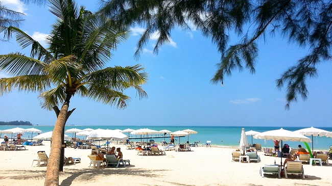 โรงแรมที่พัก เขาหลัก 5 ดาว 5 stars พังงา thailandaddict Toptenhotel Application 650 x 365