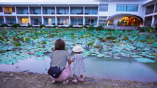 บ้านริมอ่าว จันทบุรี Baan Rim Ao chantaburi thailandaddict toptenhotel application 650 x 365